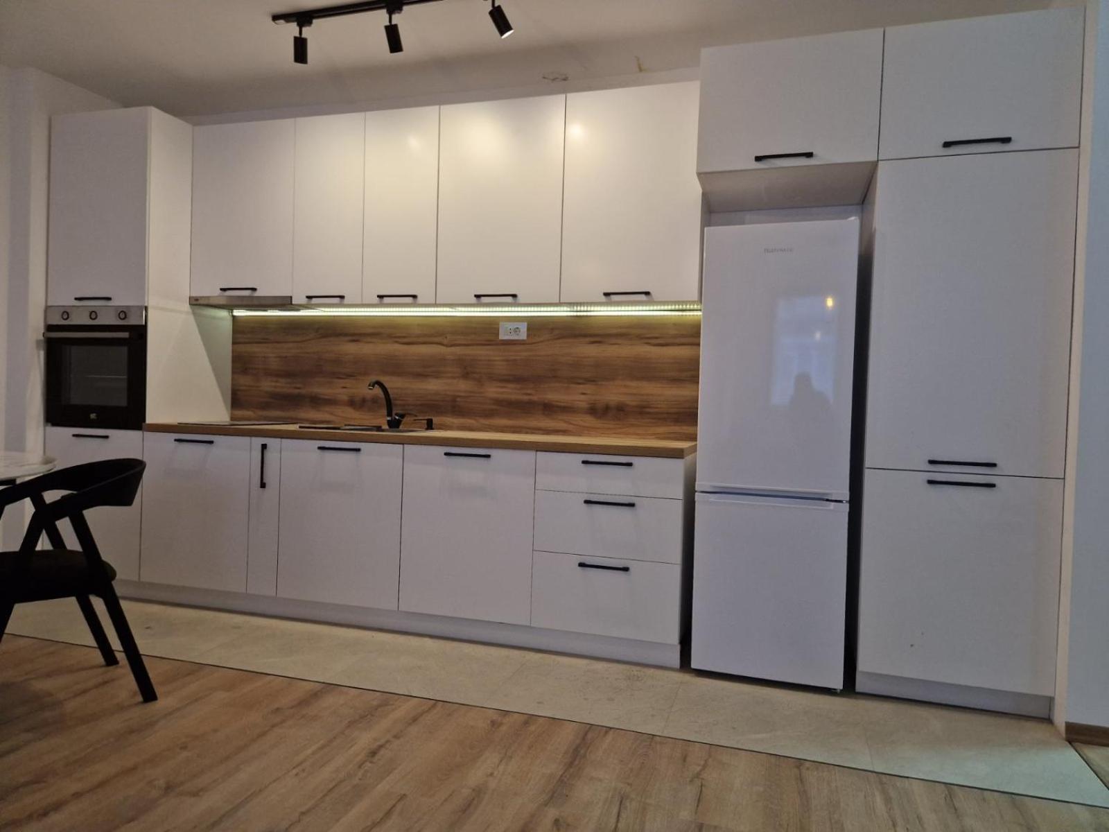 Kid Luxury Apartment Skopje Bagian luar foto
