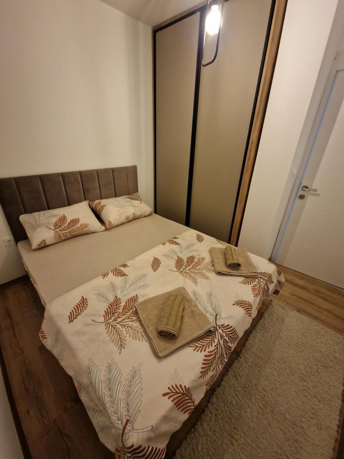 Kid Luxury Apartment Skopje Bagian luar foto